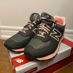 Mens New Balance 574 size 9.5